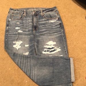 AE Tomboy Jeans